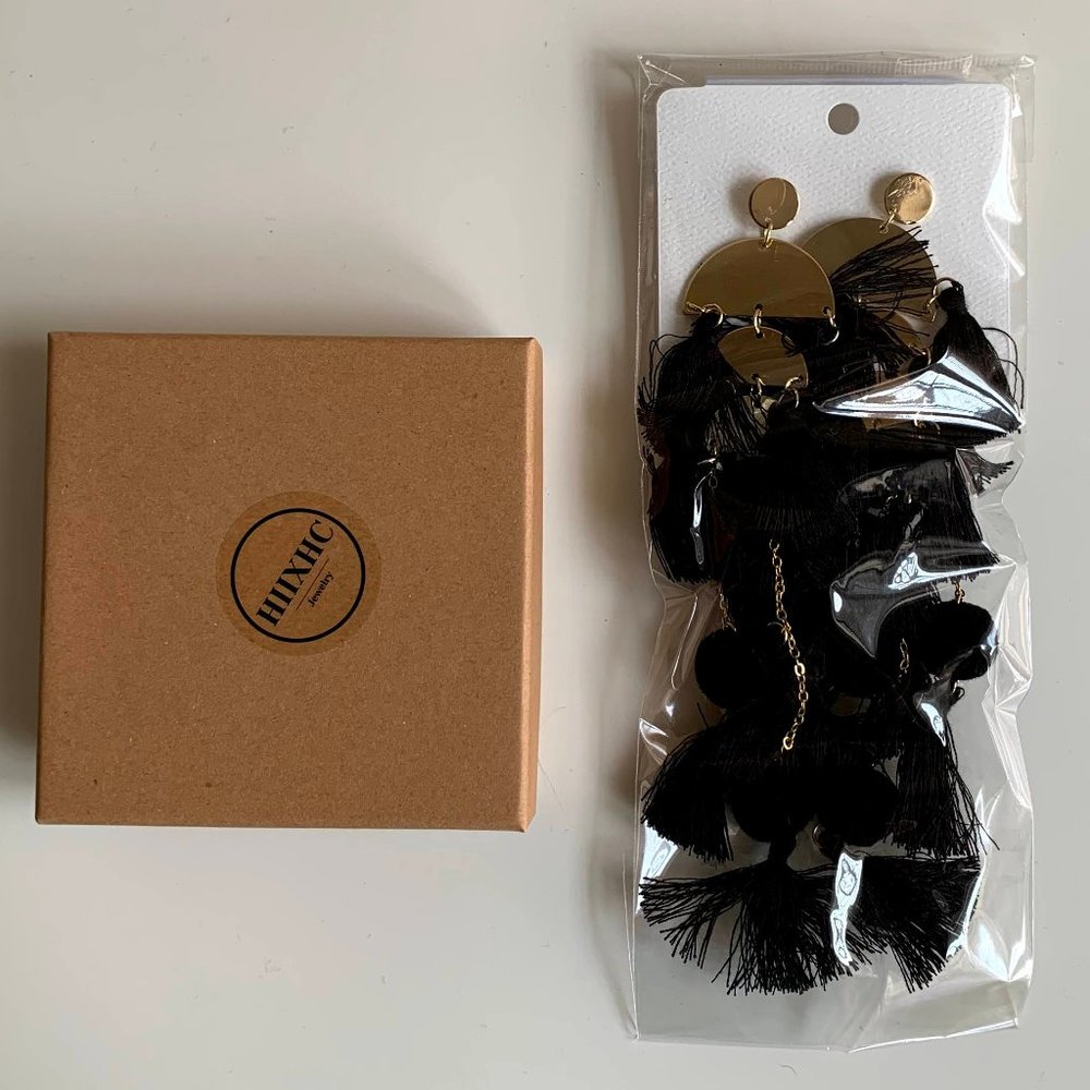 ✨3/$15✨ NWT Black Tassel Earrings